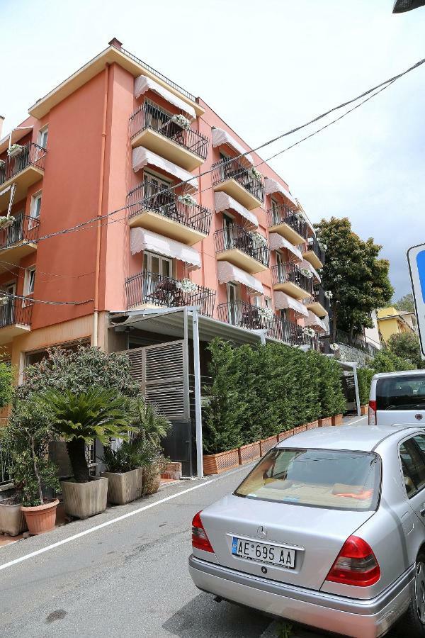 Hotel Carla Levanto Exterior foto